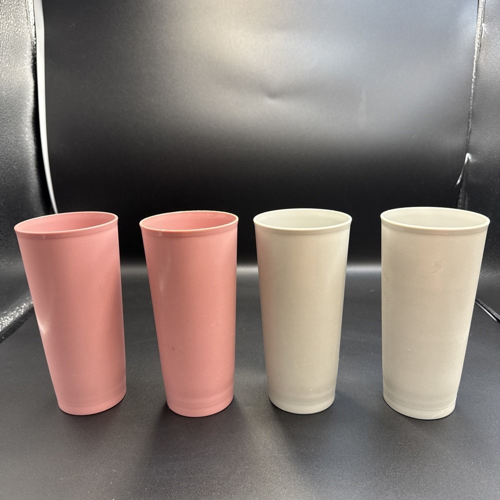 Vintage Tupperware Set of 4 Tumblers Pastel Colors 1348 16 oz Pink Gray